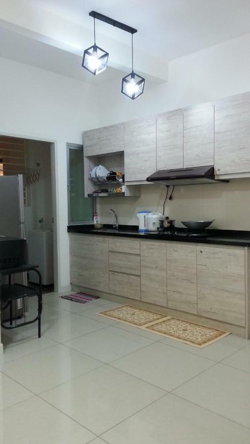 Az Homestay @ Southville City Bangi Eksteriør bilde